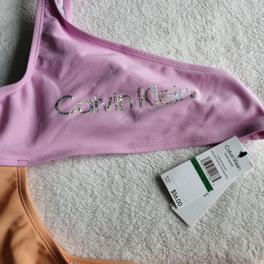 Calvin Klein L - Picture 2 of 4
